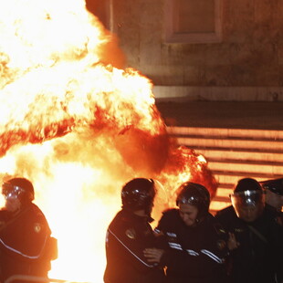 ΑΛΒΑΝΙΑ ΕΝΤΙ ΡΑΜΑ ΜΟΛΟΤΟΦ