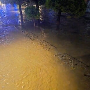 ΓΑΛΛΙΑ ΠΛΗΜΜΥΡΕΣ ΒΡΟΧΕΣ
