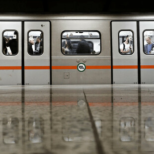 Χριστούγεννα 2025: Τα δρομολόγια των ΜΜΜ στην Αθήνα 