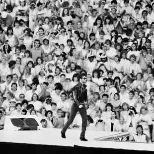 Τζορτζ Μάικλ: Η ζωή και τα σκοτάδια του σε μια βιογραφία