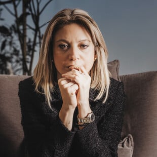 Η πολιτική δυναμική της Μαρίας Καρυστιανού, το ηθικό κεφάλαιο και το πολιτικό ρίσκο