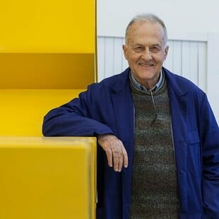 Μιχάλης Κατζουράκης (1933-2025): «Η τέχνη δεν εξελίσσεται, δεν είναι επιστήμη»