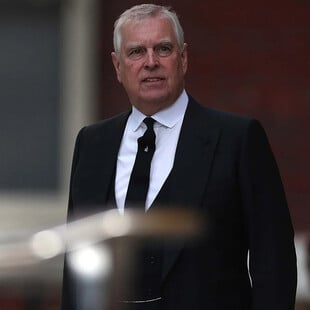 Πρίγκιπας Άντριου: Η φωτογραφία του ανήμερα των Χριστουγέννων μετά τον αποκλεισμό από τη βασιλική οικογένεια