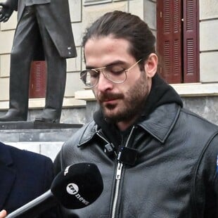 Άρης Μουγκοπέτρος: «Του ζητούσε 700 ευρώ τον μήνα για να βλέπει τα παιδιά» λέει συγγενής του