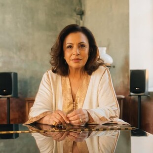 ΧΑΡΙΣ ΑΛΕΞΙΟΥ ΓΕΝΕΘΛΙΑ