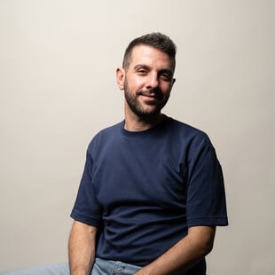 «Σκέψου να είσαι μαθητής στην Ελλάδα το ’90 και να σε λένε Σουλεϊμάν» 