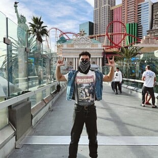 Δημήτρης Τσίκλης: Η καλύτερη Πρωτοχρονιά είναι εκεί που βρίσκεται η καρδιά, όταν δεν λείπει καμία θέση από το τραπέζι