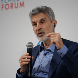 Η τεχνητή νοημοσύνη δείχνει σημάδια αυτοσυντήρησης, προειδοποιεί επιστήμονας