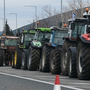 Μαρινάκης σε αγρότες: «Την Τετάρτη η κυβέρνηση θα εξειδικεύσει τα μέτρα, δεν υπάρχουν άλλα ούτε υπομονή»