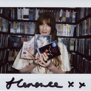 H Florence Welch στη ντουλάπα της Criterion