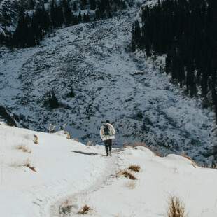 ΒΑΡΔΟΥΣΙΑ ΟΡΗ ΝΕΚΡΟΙ ΟΡΕΙΒΑΤΕΣ ΧΙΟΝΟΣΤΙΒΑΔΑ