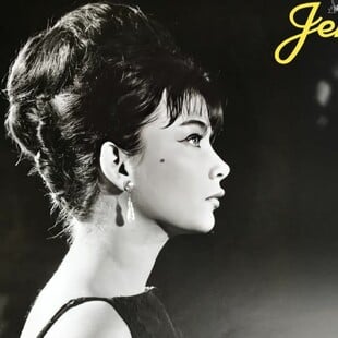 Τζένη Καρέζη: 7 εντυπωσιακά ασπρόμαυρα πορτρέτα της