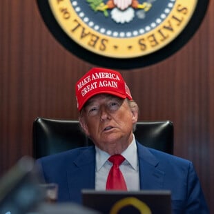 Ώρα αποφάσεων για τον Τραμπ σχετικά με το Ιράν - Τι ακριβώς επιδιώκει τελικά;