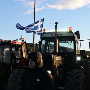 Αγρότες: Αποκλιμάκωση των μπλόκων και προετοιμασία για συνάντηση με Μητσοτάκη τη Δευτέρα