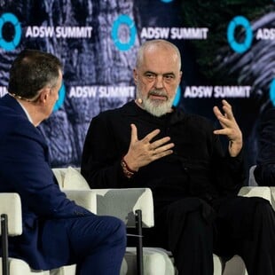 «Έκανα χιούμορ», λέει ο Έντι Ράμα αναφορικά με τις δηλώσεις του για τους Έλληνες