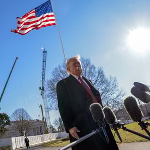 ΓΡΟΙΛΑΝΔΙΑ ΝΤΟΝΑΛΝΤ ΤΡΑΜΠ ΔΑΣΜΟΙ