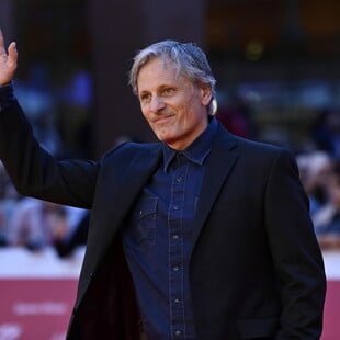 ΒΙΓΚΟ ΜΟΡΤΕΝΣΕΝ ΑΡΧΟΝΤΑΣ ΤΩΝ ΔΑΧΤΥΛΙΔΙΩΝ