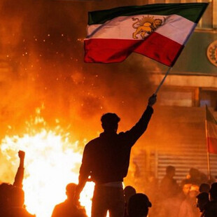 Ιράν: Aποκαθίσταται σταδιακά η πρόσβαση στο διαδίκτυο - Αναφορές για 5.000 νεκρούς στη χώρα