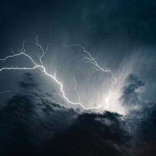 ΚΑΚΟΚΑΙΡΙΑ ΚΟΚΚΙΝΟΣ ΣΥΝΑΓΕΡΜΟΣ