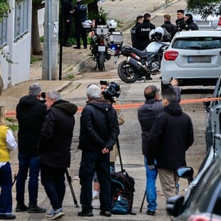 Γλυφάδα: «Σκότωσα τη μητέρα μου, τώρα σκότωσα και τον πατέρα μου» είπε στις Αρχές ο 46χρονος