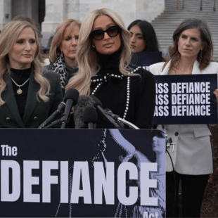 Η Πάρις Χίλτον παίρνει μέρος στον αγώνα κατά των AI deepfakes - «Είναι η σύγχρονη μορφή θυματοποίησης»