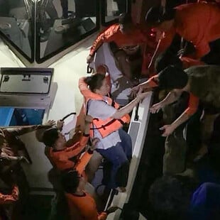 Φιλιππίνες: Νεκροί και δεκάδες αγνοούμενοι σε ναυάγιο πλοίου με 350 επιβαίνοντες