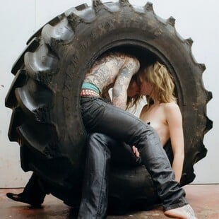 Σβήσε με κυρά μου απ' τα κιτάπια σου. Από τον Στάθη Τσαγκαρουσιάνο