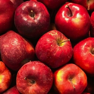 «Μίγματα φυτοφαρμάκων» μολύνουν τα μήλα σε όλη την Ευρώπη, σύμφωνα με μελέτη