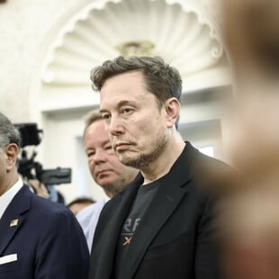 ΕΛΟΝ ΜΑΣΚ ΕΥΡΩΠΗ TESLA