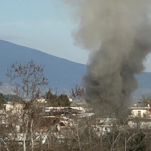 ΛΑΡΙΣΑ ΦΩΤΙΑ ΗΛΙΚΙΩΜΕΝΗ