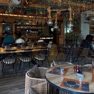 Bounty All Aboard: Υψηλή αισθητικήνκαι μοναδικές γεύσεις από νωρίς το πρωί μέχρι αργά το βράδυ