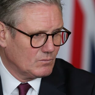 ΚΙΡ ΣΤΑΡΜΕΡ ΠΑΡΑΙΤΗΣΗ ΕΠΣΤΑΙΝ ΒΡΕΤΑΝΙΑ