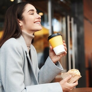 Coffee Berry: Η πρώτη αλυσίδα καφέ στην Ελλάδα με πλήρως ενσωματωμένες επιλογές χωρίς γλουτένη