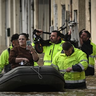 Η καταιγίδα Νιλς σαρώνει τη δυτική Ευρώπη - Νεκροί και μεγάλες καταστροφές σε Γαλλία και Ισπανία