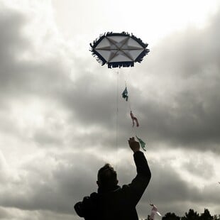 ΜΑΡΟΥΣΑΚΗΣ ΚΑΙΡΟΣ ΚΑΘΑΡΑ ΔΕΥΤΕΡΑ