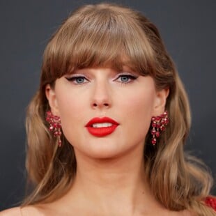 TAYLOR SWIFT ΠΩΛΗΣΕΙΣ ΚΑΛΛΙΤΕΧΝΙΣ