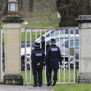 ΑΝΤΡΙΟΥ ΒΑΣΙΛΙΚΗ ΟΙΚΟΓΕΝΕΙΑ ΚΑΡΟΛΟΣ ΚΕΪΤ ΚΑΜΙΛΑ