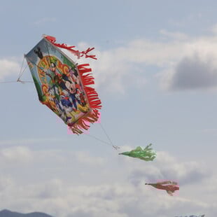 ΚΑΘΑΡΑ ΔΕΥΤΕΡΑ ΜΑΓΑΖΙΑ ΚΑΤΑΣΤΗΜΑΤΑ ΩΡΑΡΙΟ ΛΕΙΤΟΥΡΓΙΑ