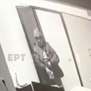 Κυψέλη: Βίντεο από τη στιγμή που ο 64χρονος έρχεται αντιμέτωπος με τη μητέρα των κοριτσιών