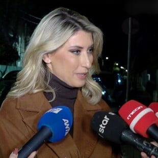 Σία Κοσιώνη: «Η ΜΕΘ είναι μία πολύ δυσάρεστη εμπειρία, πέρασαν μέρες για να ξανασηκωθώ»