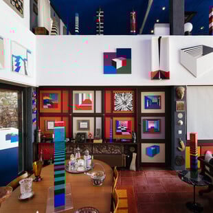 Όπυ Ζούνη: Μέσα στο σπίτι και το ατελιέ της  