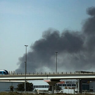 ΕΛΛΗΝΕΣ ΕΓΚΛΩΒΙΣΜΕΝΟΙ ΝΤΟΥΜΠΑΙ ΙΡΑΝ ΜΑΧΗΤΙΚΑ