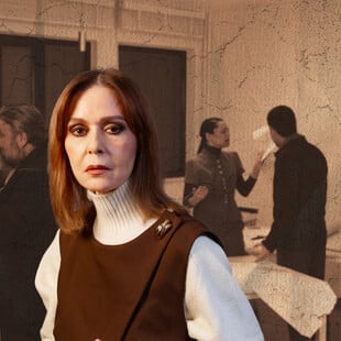  Η Κάτια Δανδουλάκη κατεβαίνει στο υπόγειο του Κουν