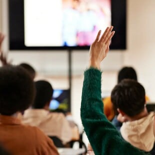 Το Ανώτατο Δικαστήριο των ΗΠΑ μπλοκάρει νόμο της Καλιφόρνιας που προστάτευε τρανς μαθητές από αναγκαστικό outing