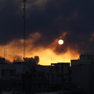 «Χειροτερεύει κάθε μέρα»: Οι Ιρανοί ζουν με τον φόβο καθώς το Ισραήλ σφυροκοπά την Τεχεράνη