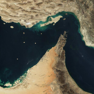 Μέση Ανατολή: 23.000 Ινδοί ναυτικοί και 32 ελληνικά πλοία εγκλωβισμένα στην περιοχή