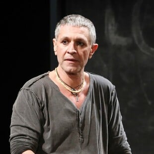 ΑΙΜΙΛΙΟΣ ΧΕΙΛΑΚΗΣ ΙΡΑΝ ΜΕΣΗ ΑΝΑΤΟΛΗ 