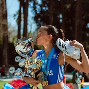 43 λεπτά με την Αναστασία Μαρινάκου, τη νικήτρια του ημιμαραθωνίου της Αθήνας