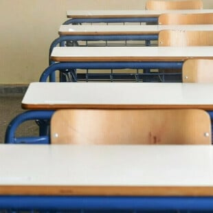 Ρόδος: Μαθητές ανάγκασαν 8χρονο να πιει νερό από το καζανάκι τουαλέτας