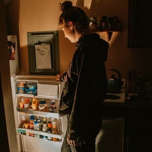 ΥΠΝΟΣ ΤΡΟΦΙΜΑ ΦΑΓΗΤΟ 